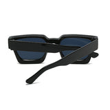 Square Black Frame Black Lens Polarized Sunglasses UV 400 Protection 方形黑框黑色鏡片偏光太陽眼鏡 抗 UV KCSG2229