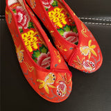 Handmade Red Goldfish Wedding Flat Shoes ** Free Gift ** 傳統手工製造紅色金魚繡花鞋 ** 附送贈品 **