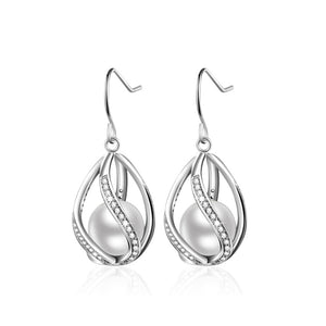 Silver Pearl Earrings ** Free Gift ** 銀色珍珠耳環 ** 附送贈品 **