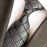 Black Tie, Pocket Square, Cufflinks, Tie Clip 4 Pieces Gift Set 黑色領帶口袋巾袖扣領帶夾4件套裝 (KCBT2240)